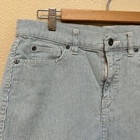Vince Camuto Blue and White Pinstripe Denim Mini Skirt Size 6 - Picture 2 of 5